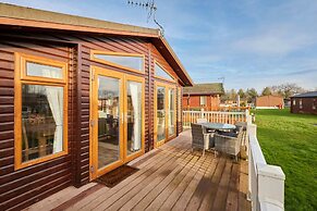 Host Stay Crystal Lodge