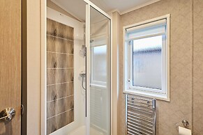 Host Stay Malton Pines Lodge