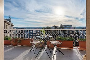 Stylish apartment with Sunset View