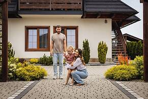 PRZY TERMACH - Pokoje Apartamenty Domki