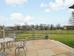 Daisy Bank