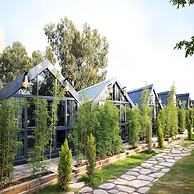 White Country Villages Hotel