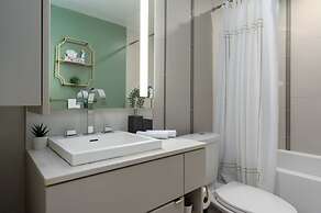 North Suites - Downtown Toronto