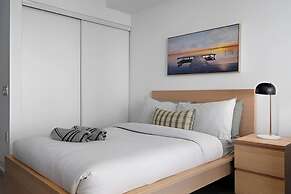 North Suites - Downtown Toronto