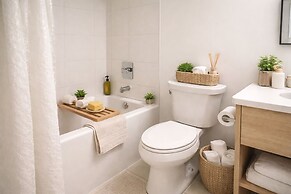 North Suites - Downtown Toronto