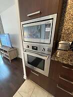 North Suites - Downtown Toronto