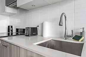 North Suites - Downtown Toronto