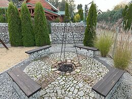 Holiday Homes With Fireplaces, Playground