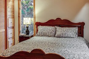 Hot Tub & Whale Watching! Scenic Sitka Escape