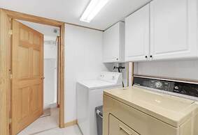 Upta Camp Limit 8 3 Bedroom Cabin