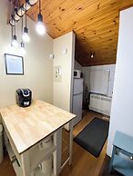 Black Horse Motor Inn