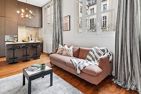 Elegant 1BR near Notre-Dame Cathedral
