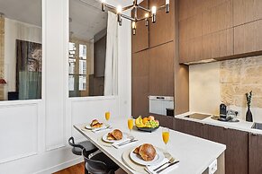 Elegant 1BR near Notre-Dame Cathedral