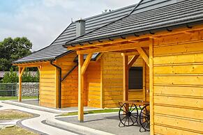 Comfortable Holiday Cottages Right by the Lake