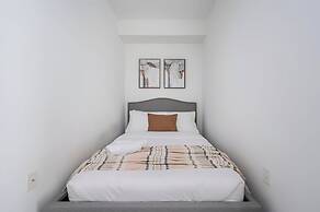 Casa Suites - Downtown Toronto