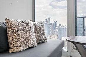 Casa Suites - Downtown Toronto