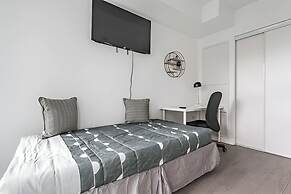 Casa Suites - Downtown Toronto