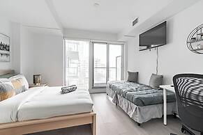 Casa Suites - Downtown Toronto