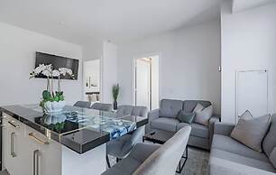 The Casa - Toronto Financial District