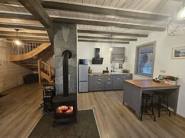 Comfortable Holiday Base With Terrace