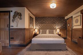 The Waterway Pub and Rooms