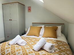 Cozy Belfast Apartment With 2 Bedrooms