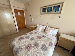 Vythos rooms