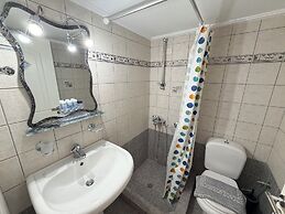 Vythos rooms