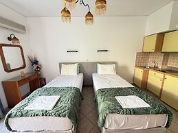 Vythos rooms