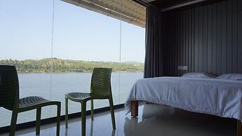 Aghanashini River Retreats