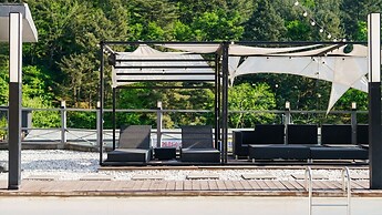 Avec J Pool Villa, Gapyeong