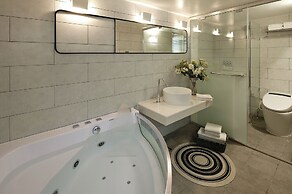 Bebridge Pool Villa Resort