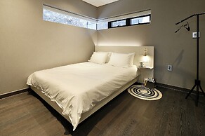 Bebridge Pool Villa Resort