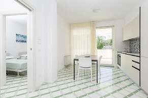 Perle Marine Suite Apartments