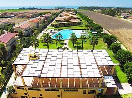 Marina del Marchese Resort