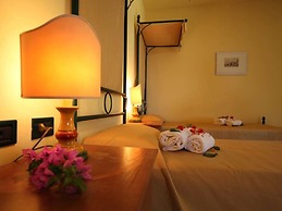Marina del Marchese Resort