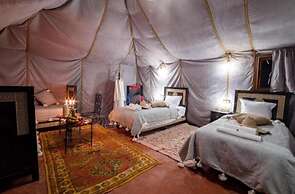 Merzouga Luxury Camp & Desert Activities