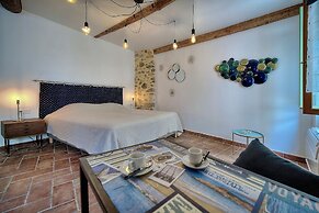 Agr Able Studio Quartier Suquet-vieux Port A0b185