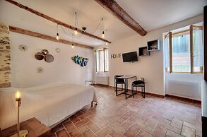 Agr Able Studio Quartier Suquet-vieux Port A0b185