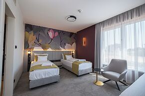 Energy Hotel & Business Center