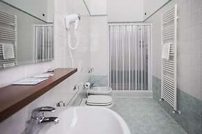 HOTEL AMICO