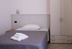 HOTEL AMICO