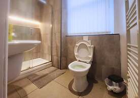 Kop View Rooms near Anfield