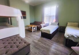 Kop View Rooms near Anfield