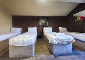 Kop View Rooms near Anfield
