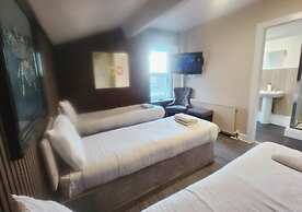 Kop View Rooms near Anfield