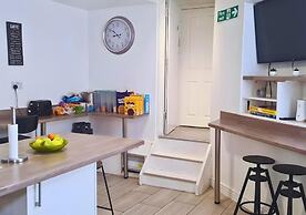 Kop View Rooms near Anfield