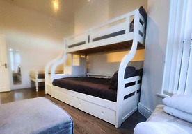 Kop View Rooms near Anfield