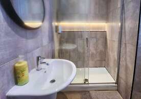 Kop View Rooms near Anfield