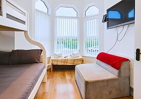 Kop View Rooms near Anfield